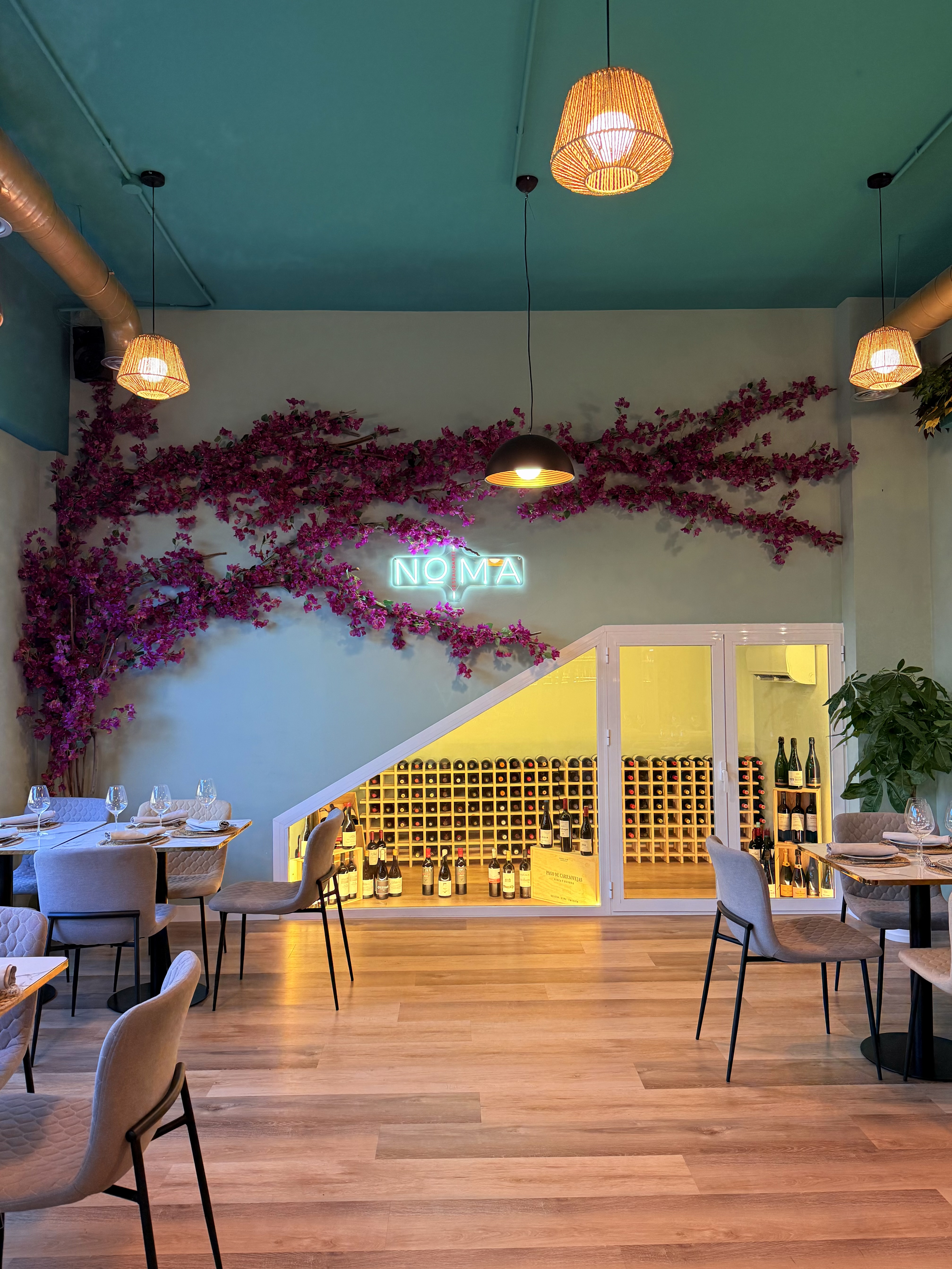 Restaurante Noma, hostelería y restauración en Peligros